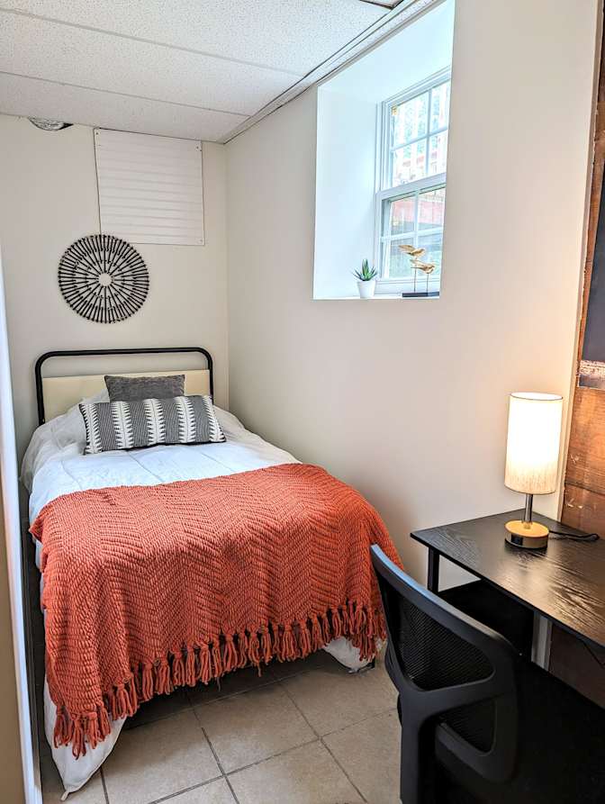 PadSplit's room