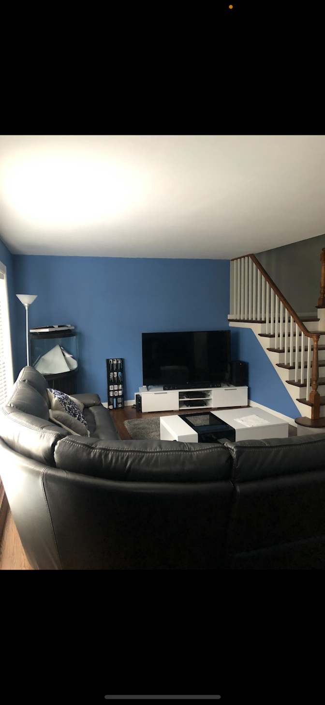 Jose's room