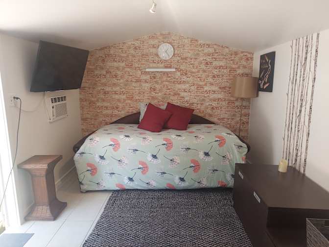 Victoria's room