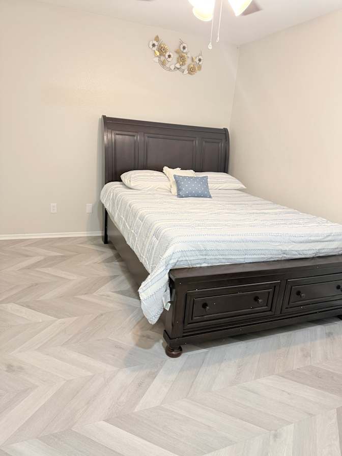 Pat's room