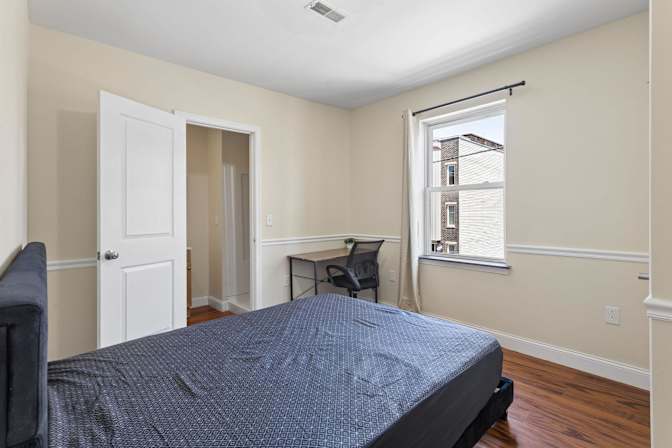 PadSplit's room