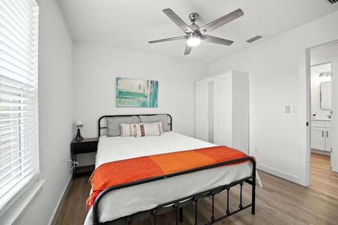 PadSplit's room