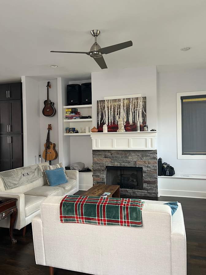 Jen's room