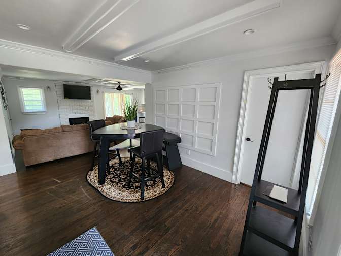 CL&C Property Management and Consulting's room