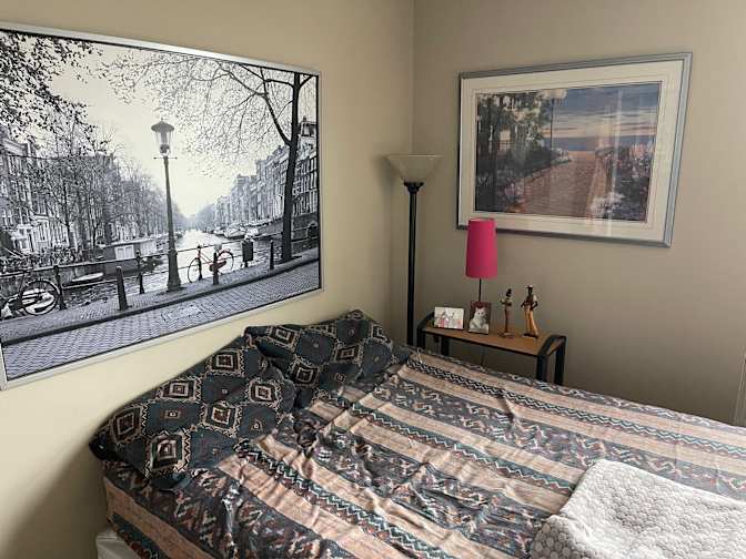 Al's room