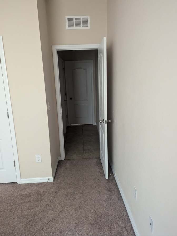 Steeve's room
