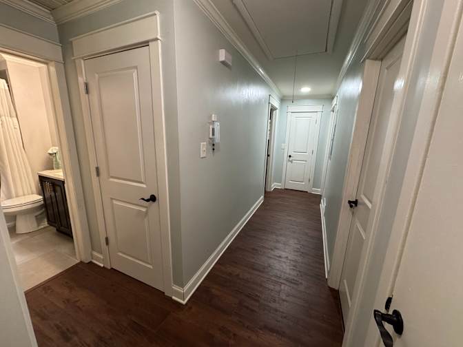 Alcove Rooms's room