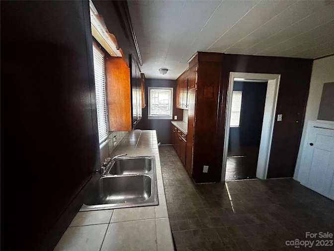 Alcove Rooms's room