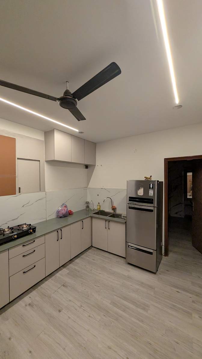 Naresh Garg's room