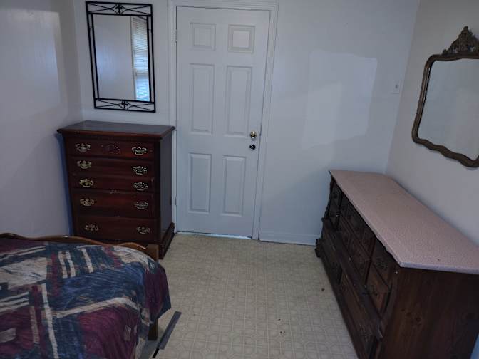 Darrell Shinault's room