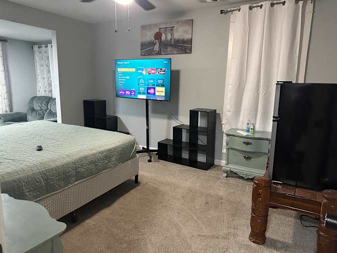 Ana's room