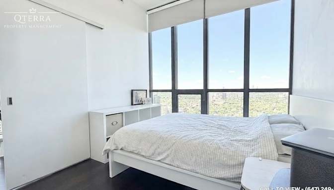 Alvaro's room