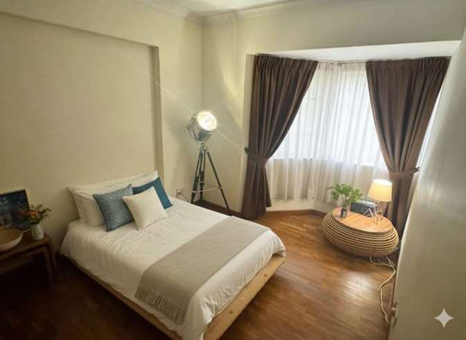 Pamela Sng's room