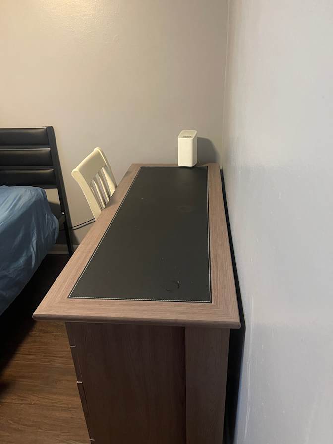 Vicki Kay Krons's room