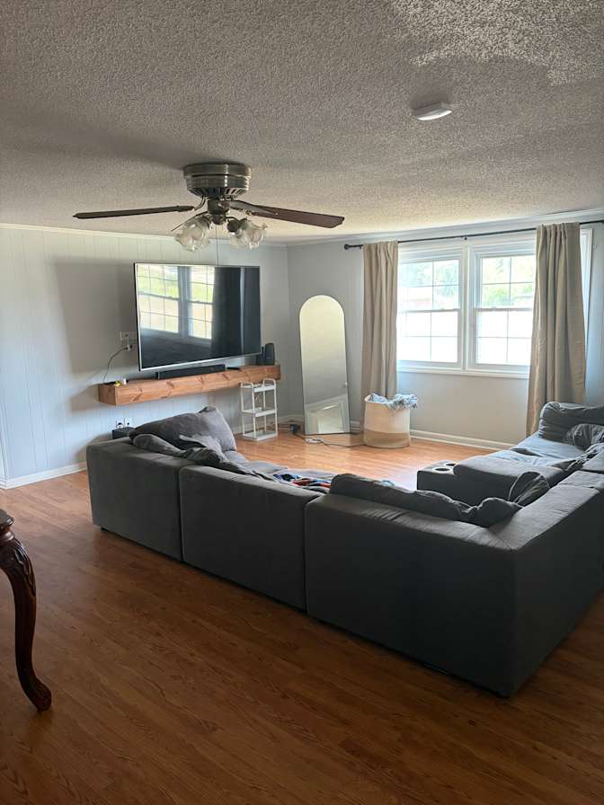 Heith's room