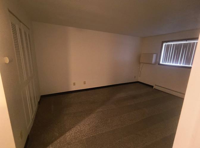 Ian C Dorminey's room
