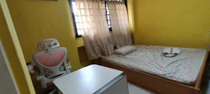 Senil's room