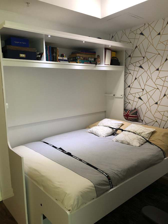 Mauricio Mendoza's room