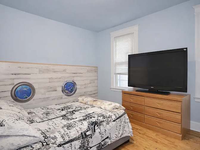 Richard's room