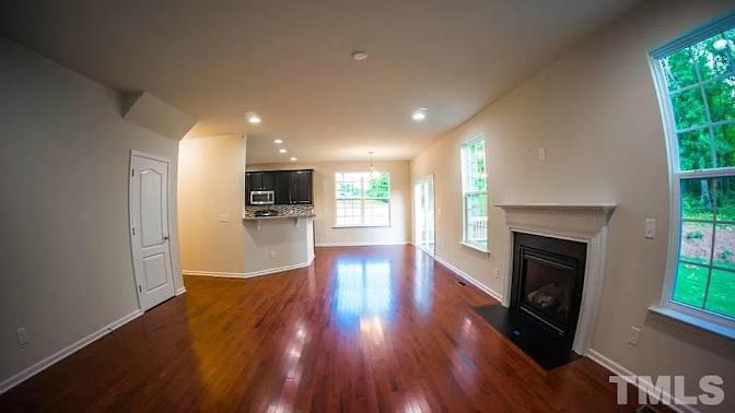 Alcove Rooms's room