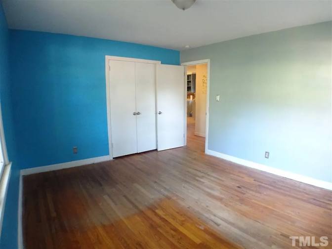 Alcove Rooms's room