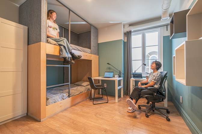 Russian Hill Coliving's room