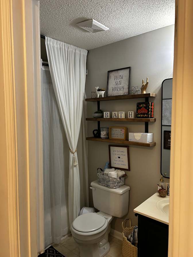 Mo's room