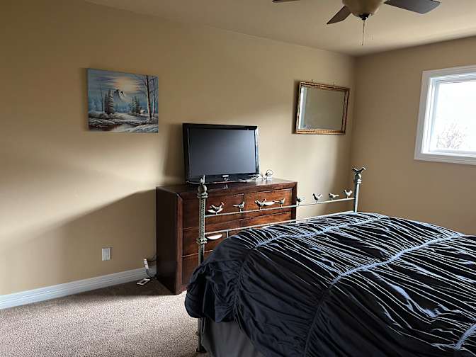 Vail's room