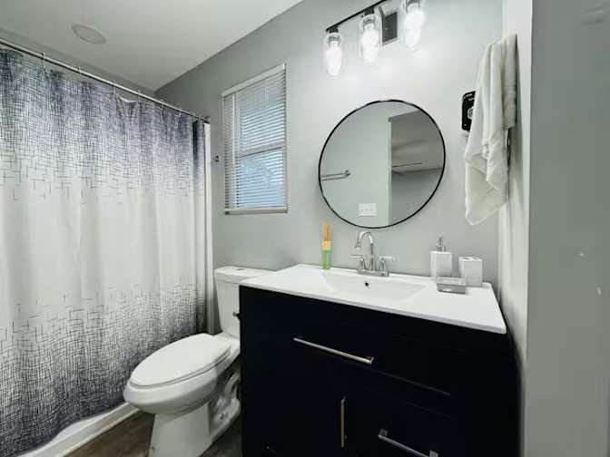 Alcove Rooms's room