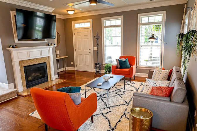 Alcove Rooms's room