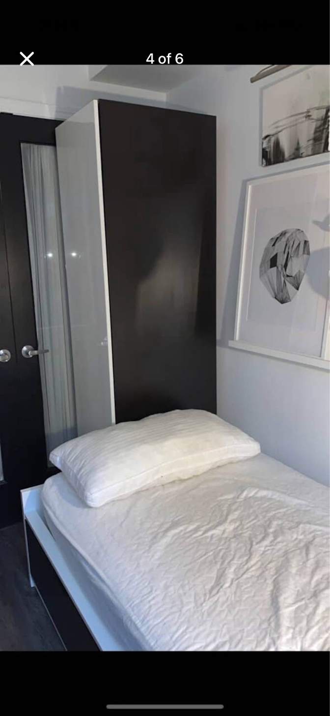 Andres Daniel's room