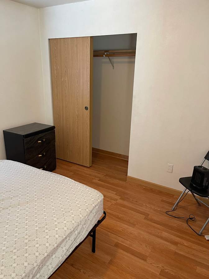 Dan's room
