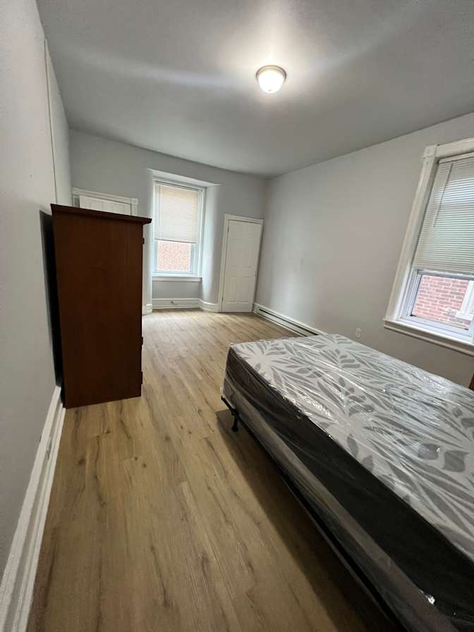 Winston's room