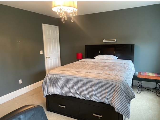 Darryl's room