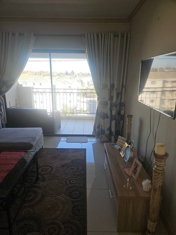 Vele Michelle  Khangale's room