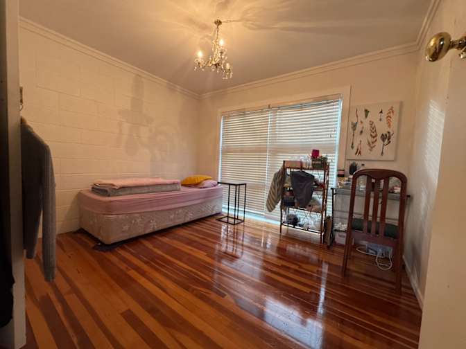 waritthon's room