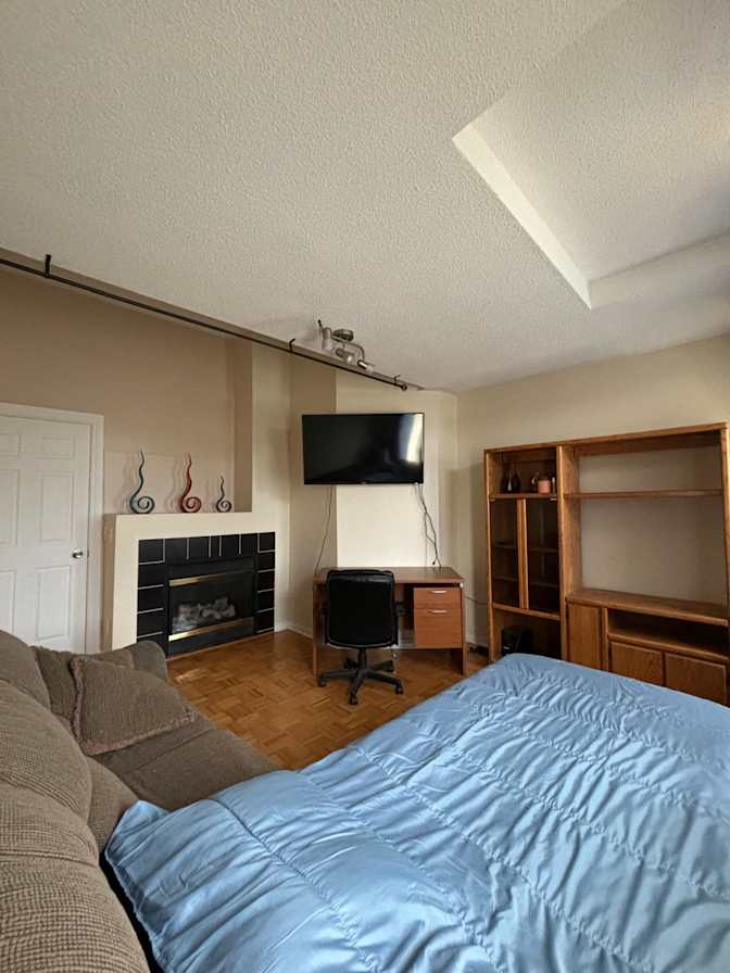 Anna's room
