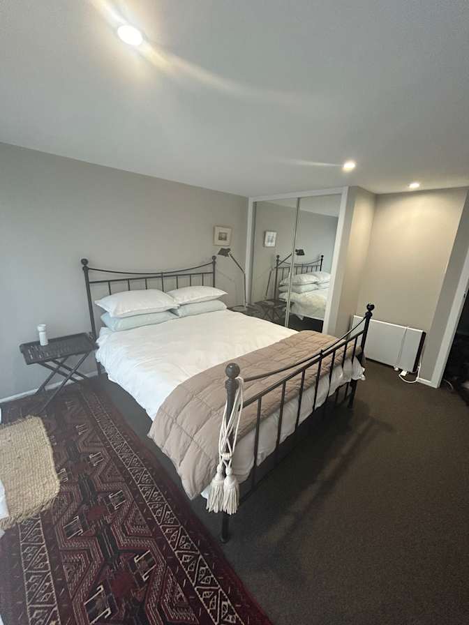 Jo's room