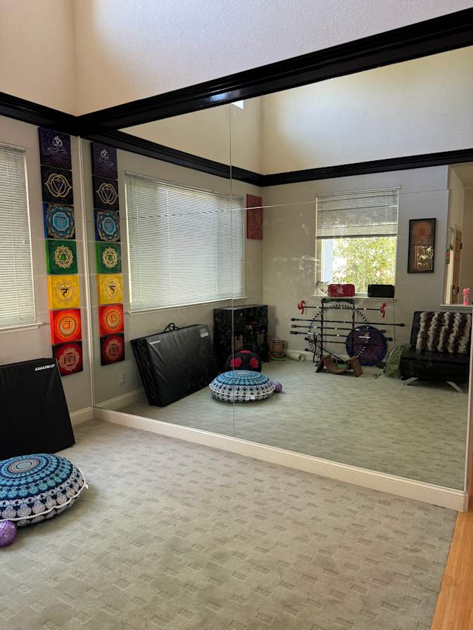 Scarlett's room