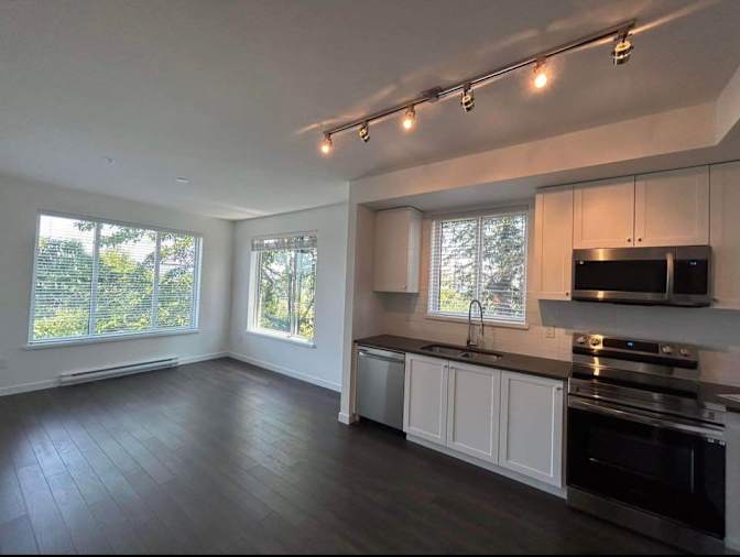 CELINE NGUYEN's room