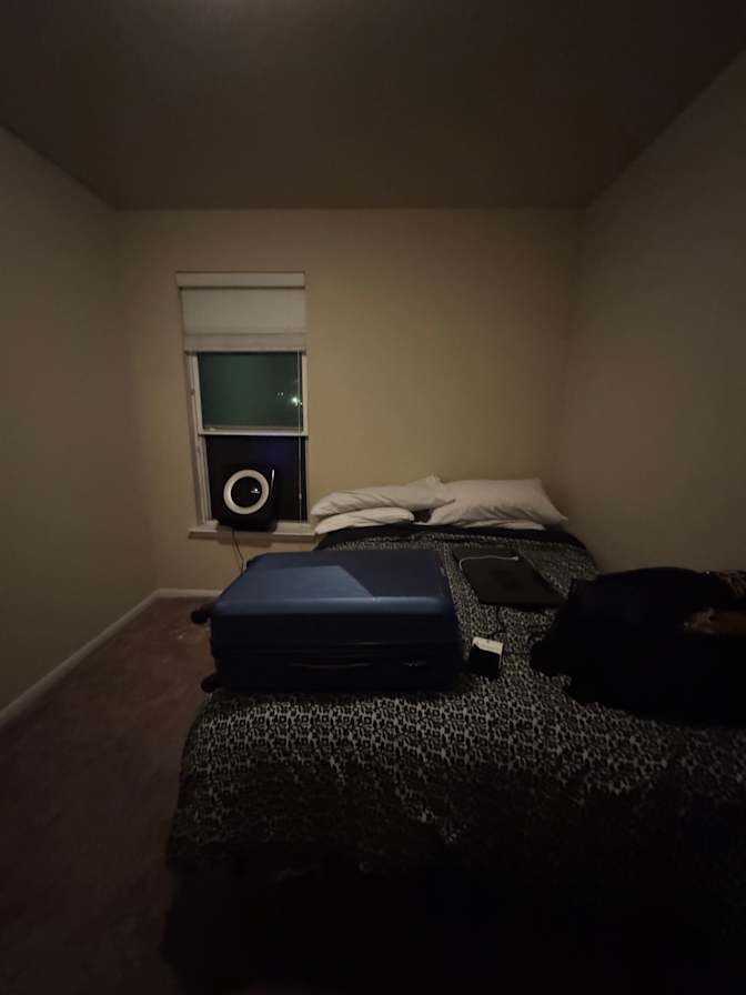 Bobby J Smith's room