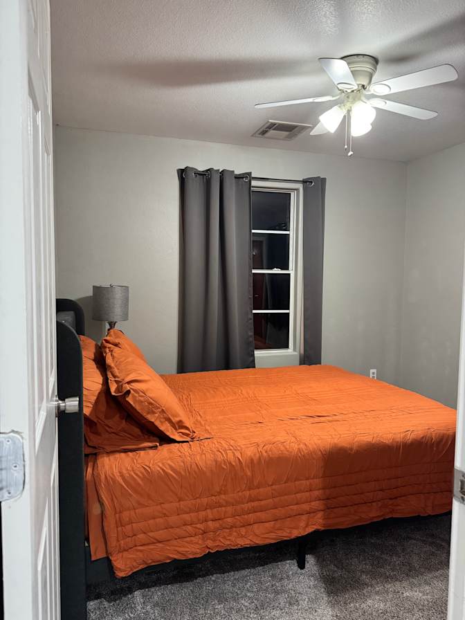 Jordyn's room