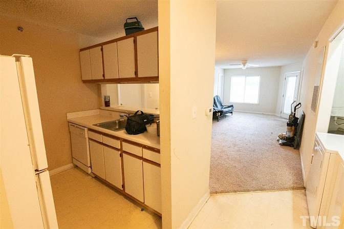 Alcove Rooms's room