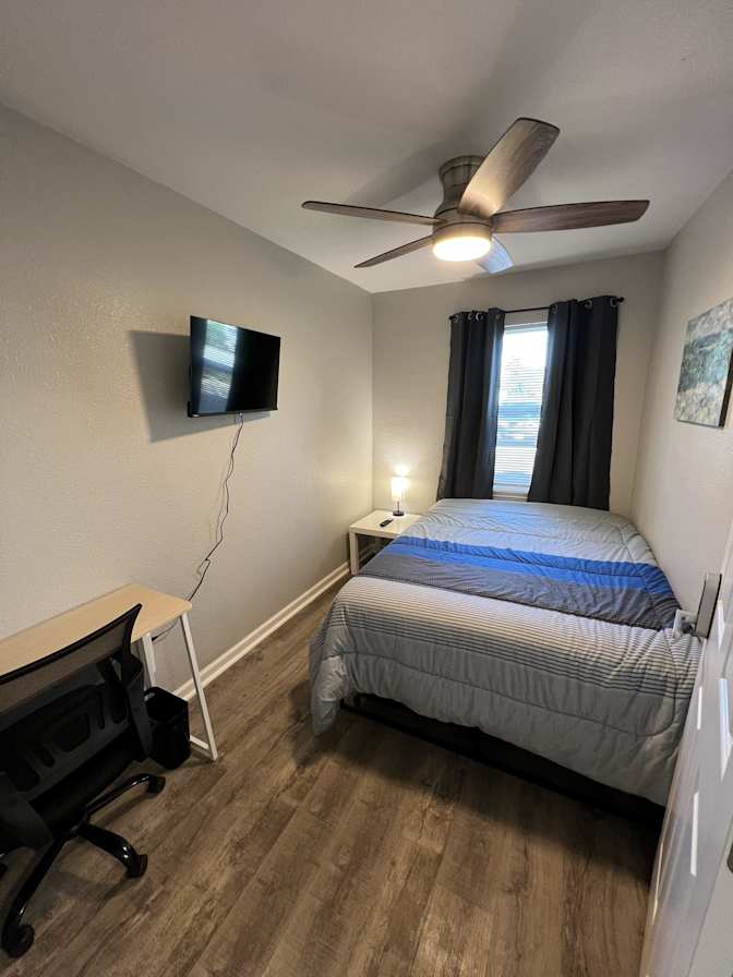 PadSplit's room