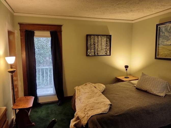 Mark Jassel's room