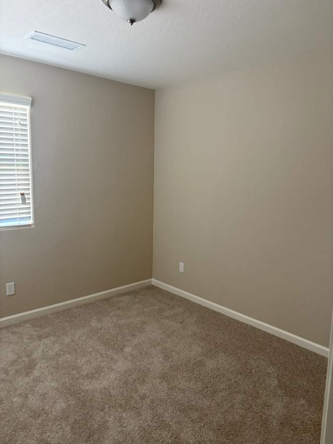 Duy's room