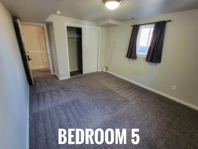 HomeCrew's room