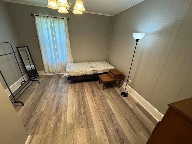 Twin City Housing Solutions LLC's room