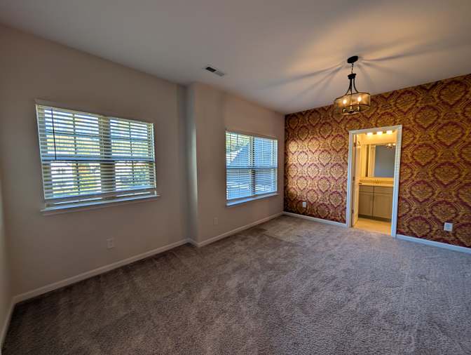 Alcove Rooms's room