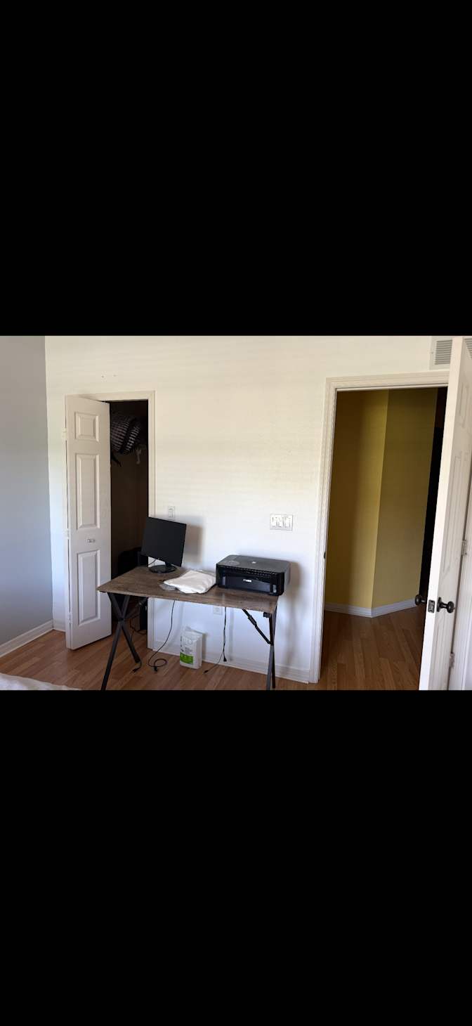Shrell's room